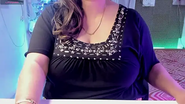 Gulabi Queen online show from February 2025 12:27:02 PM