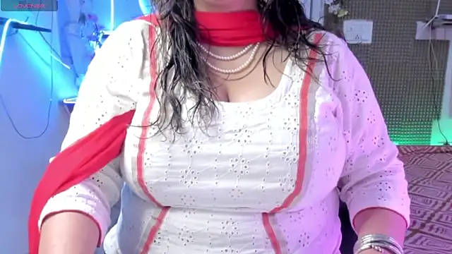 Gulabi Queen online show from February 2025 05:23:01 AM