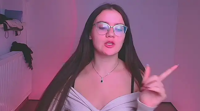 Snapshot of Josephine_jo chatting on December 2024 01:28:02 AM Josephine jo online show from December 2024 01:28:02 AM