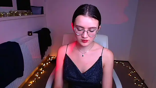 Snapshot of Josephine_jo chatting on December 2024 07:42:02 PM Josephine jo online show from December 2024 07:42:02 PM