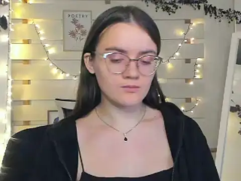 Snapshot of Josephine_jo chatting on November 2025 07:24:02 PM Josephine jo online show from November 2025 07:24:02 PM