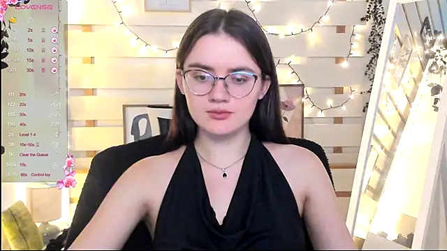 Snapshot of Josephine_jo chatting on November 2025 07:49:02 PM Josephine jo online show from November 2025 07:49:02 PM