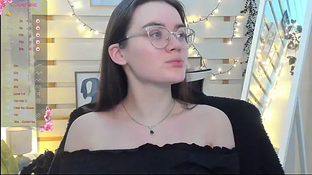 Snapshot of Josephine_jo chatting on November 2025 12:35:02 AM Josephine jo online show from November 2025 12:35:02 AM