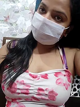 Myloveurvi online show from April 2026 10:24:02 AM