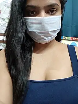 Snapshot of Myloveurvi chatting on June 2026 05:39:02 PM Myloveurvi online show from June 2026 05:39:02 PM