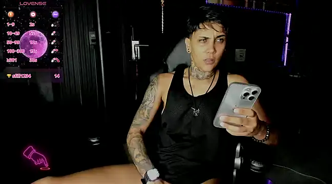 ZhoeStrong online show from February 2025 04:01:01 AM