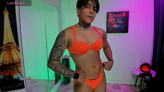 ZhoeStrong online show from May 2026 12:38:01 AM