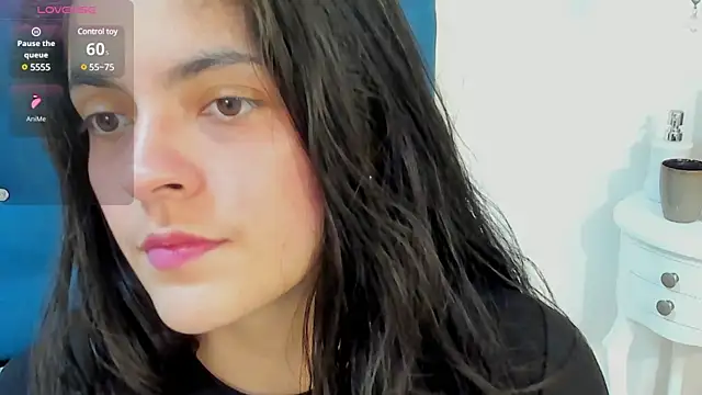 Snapshot of sofiaclauss chatting on March 2025 06:48:02 AM sofiaclauss online show from March 2025 06:48:02 AM