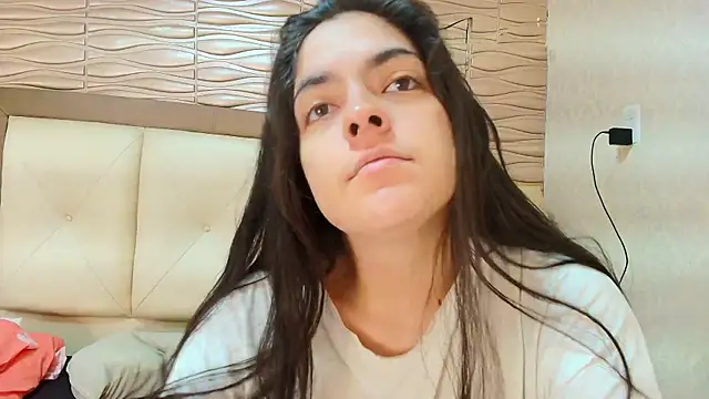 Snapshot of sofiaclauss chatting on October 2025 07:45:02 PM sofiaclauss online show from October 2025 07:45:02 PM