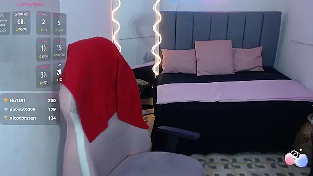 Krysstal tay online show from February 2025 06:13:02 PM