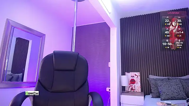 Snapshot of natasha__jackson chatting on September 2025 12:37:01 PM natasha jackson online show from September 2025 12:37:01 PM