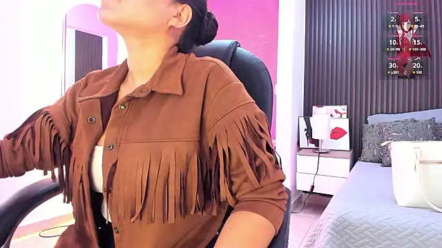 Snapshot of natasha__jackson chatting on January 2026 12:30:01 PM natasha jackson online show from January 2026 12:30:01 PM