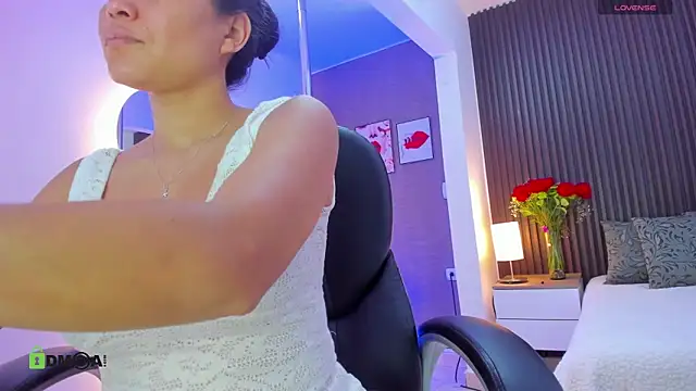 Snapshot of natasha__jackson chatting on March 2026 12:20:01 PM natasha jackson online show from March 2026 12:20:01 PM