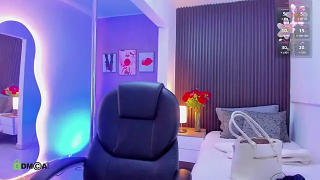 Snapshot of natasha__jackson chatting on April 2026 12:06:01 PM natasha jackson online show from April 2026 12:06:01 PM