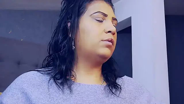 AmyCubes online show from May 2026 05:04:02 AM