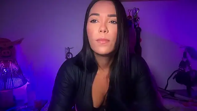 Snapshot of mistresslaviniabr chatting on December 2025 07:23:01 AM mistresslaviniabr online show from December 2025 07:23:01 AM