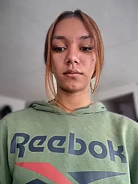 Nikol Rang   online show from February 2026 01:25:01 PM