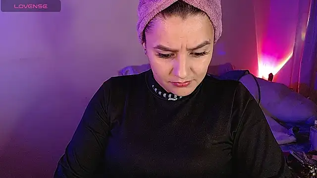 Lu perez online show from January 2025 01:08:01 AM