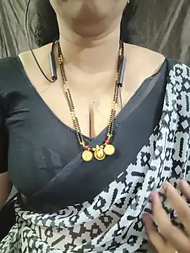 bhuvana555 online show from May 2026 05:32:01 PM