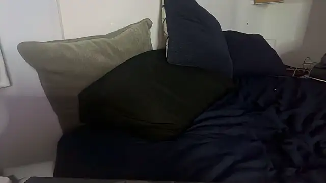 hot shot 13 online show from January 2026 11:50:01 PM