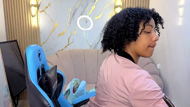 Violeth b online show from October 2025 12:47:01 PM