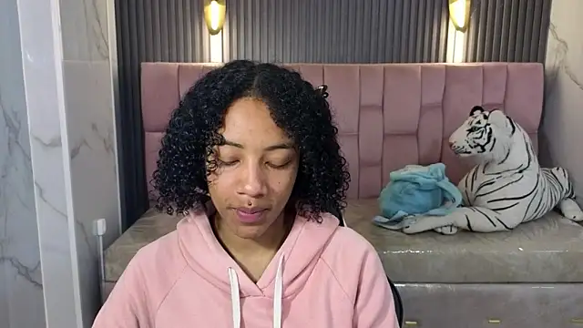 Violeth b online show from January 2026 12:54:01 PM