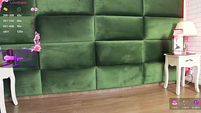 SelenSummer online show from October 2025 04:11:01 AM