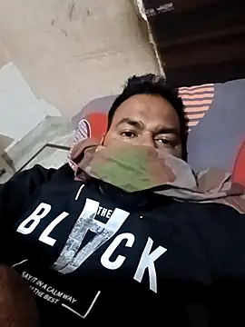 Snapshot of punjabimunda28 chatting on March 2025 06:14:01 PM punjabimunda28 online show from March 2025 06:14:01 PM