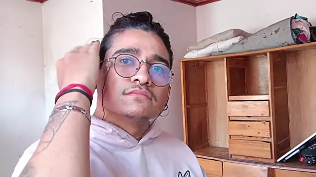  JaviJavi online show from July 2026 02:31:01 PM