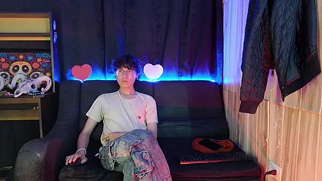 Jeam hot online show from February 2025 09:26:02 PM