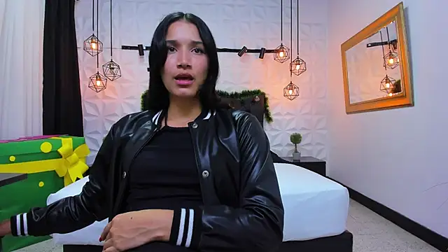 Snapshot of Alison_Wiley chatting on December 2024 03:00:01 PM Alison Wiley online show from December 2024 03:00:01 PM