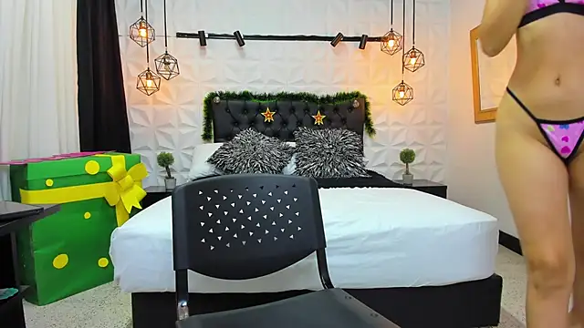 Snapshot of Alison_Wiley chatting on December 2024 11:55:01 AM Alison Wiley online show from December 2024 11:55:01 AM