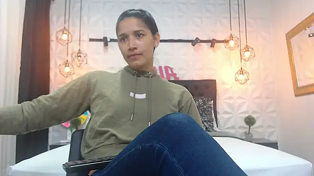 Snapshot of Alison_Wiley chatting on February 2025 11:40:02 AM Alison Wiley online show from February 2025 11:40:02 AM