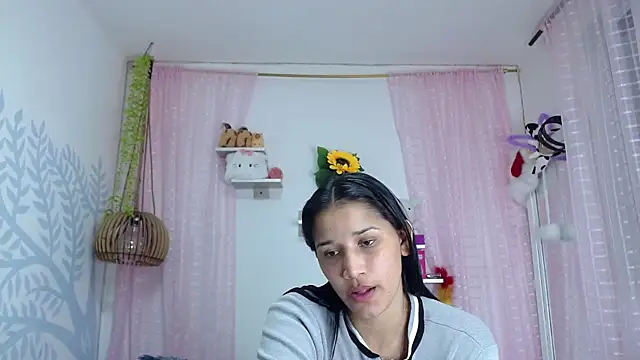 Snapshot of Alison_Wiley chatting on November 2025 01:52:02 AM Alison Wiley online show from November 2025 01:52:02 AM