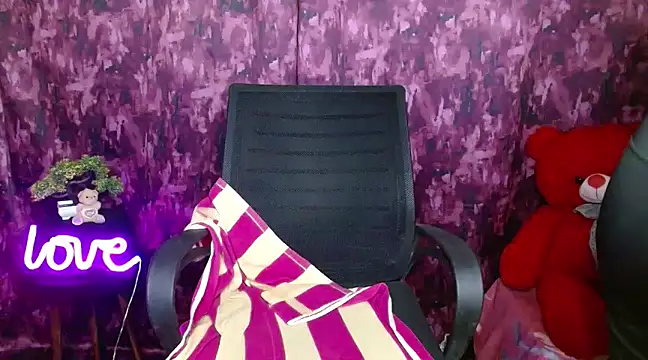 Naughty Ayesha1 online show from January 2025 06:09:02 AM