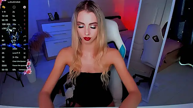 Emilia Klar online show from September 2025 03:12:02 PM