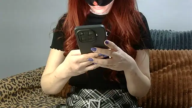 Snapshot of DiamondAssCeyda chatting on December 2025 09:19:02 PM DiamondAssCeyda online show from December 2025 09:19:02 PM