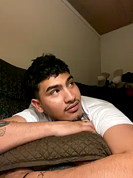 MatheoVelez online show from September 2025 04:34:02 AM