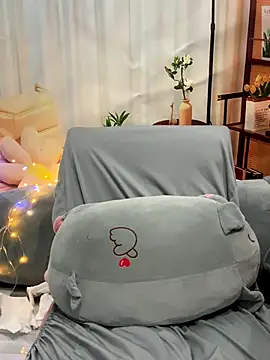 Snapshot of -Zelda- chatting on December 2025 10:06:01 PM -Zelda- online show from December 2025 10:06:01 PM