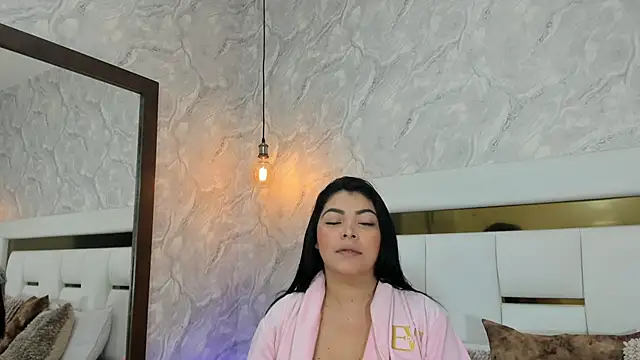 EmaBakker online show from February 2026 07:15:01 AM