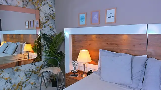 EmaBakker online show from February 2026 05:17:01 AM