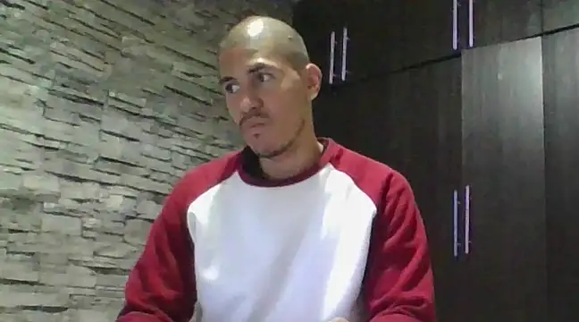 Snapshot of Sexylatin64 chatting on February 2025 02:29:02 AM Sexylatin64 online show from February 2025 02:29:02 AM