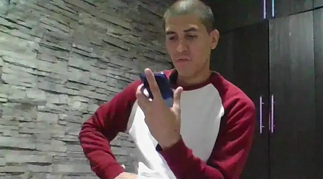 Snapshot of Sexylatin64 chatting on March 2025 01:12:01 AM Sexylatin64 online show from March 2025 01:12:01 AM