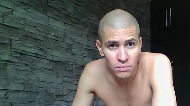 Sexylatin64 online show from May 2026 03:09:01 PM