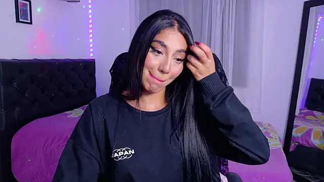 JulietaCheerr online show from October 2025 01:25:01 AM