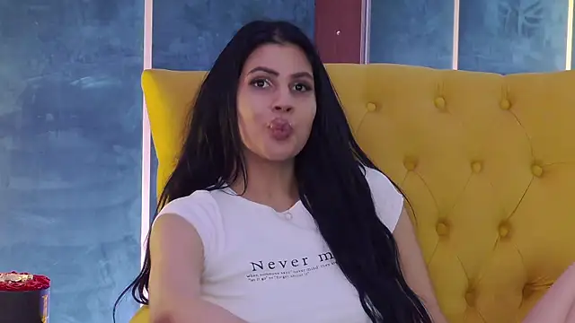 GiuliaHarvey online show from March 2025 01:37:02 AM