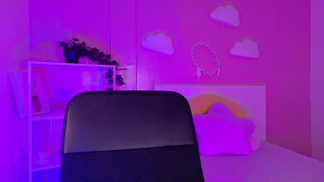 ParisFox  online show from January 2026 07:49:02 PM