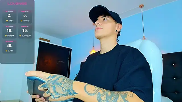 Lobo 17  online show from September 2025 03:41:02 AM