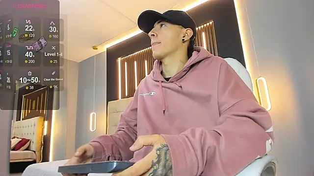 Lobo 17  online show from March 2026 03:34:01 AM