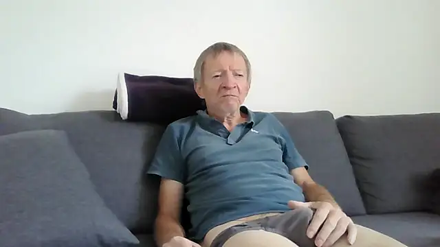 naturiste974 online show from May 2026 10:22:01 AM
